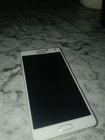 Фото и видеокамеры: Samsung B5702 Duos, цвет - Белый, Две SIM карты — 3