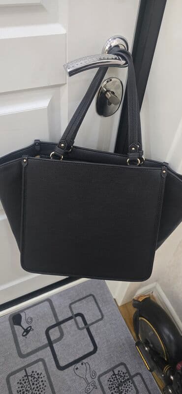 женские сумки с декоративным ремнем: Qara qadın əl çantası – gündəlik və iş üslubu üçün praktik tote model — 1