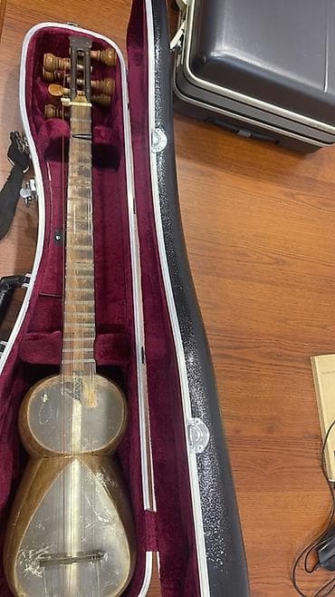 Milli musiqi aləti – tar
Qiymetde razilashmaq olar lalafo.az -da Milli musiqi aləti – tar
Qiymetde razilashmaq olar