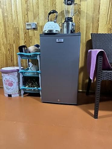 soyuducu samsung: Mini Soyuducu Satılır, rəng - Boz — 2