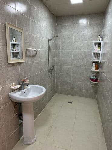 4 cü mikrorayon: Kiraya super ev verilir May ayına kimi polis akademiyasında yaxin yola — 6