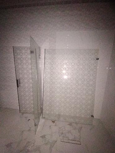 duş kabini: Hamam dəsti – lavabo şkafı, vanna və duş şüşələri (3 BİRYERDE 850 AZN — 3