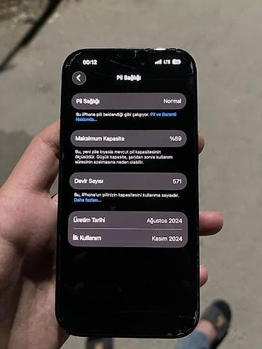 apple m1: IPhone 15, 128 GB, Qara, Face ID — 4