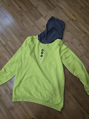 Комплекты одежды: Marka: LC Waikiki Ölçü: 10-11 yaş (uşaq) Məhsul: kapüşonlu — 2