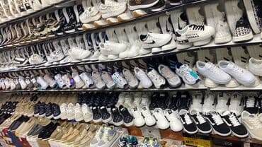 flis kişi tolstovkaları: Məhsul: Kişi və qadın ayaqqabıları – gündəlik və stil kombinasiyası — 22