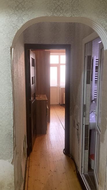 heyet evleri bine: Salam Xirdalanda tam merkezde Irşad telecomun yaninda yeni binada 2 — 7