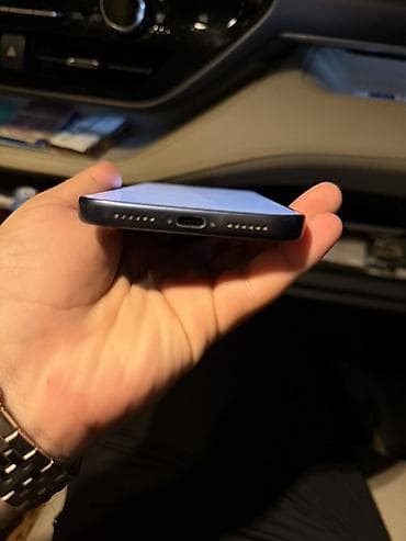 data modem: IPhone 17 Pro Max, 256 GB, Göy — 5