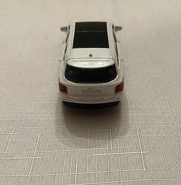 mozaika oyuncaq: Məhsul: KIA Sorento miniatür model avtomobil - Korpus: ağ rəngli — 4