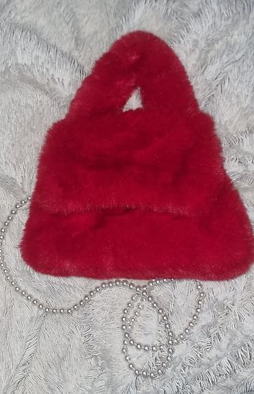 qırmızı canta: Pulqabı, Yeni — 4