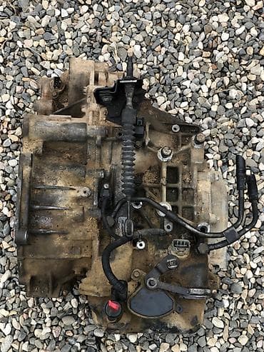 hyundai kia ehtiyat hisseleri: Hyundai Elantra, 2001 il, İşlənmiş — 2