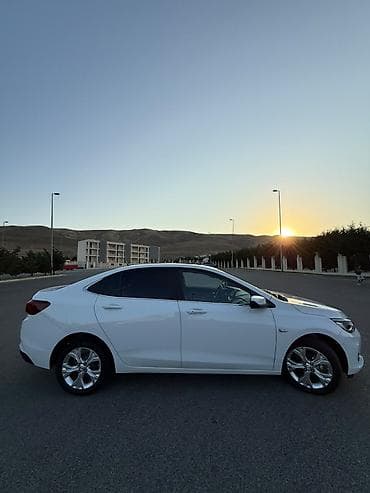maşın satisi: Chevrolet : 1.2 l | 2025 il 35000 km Sedan — 4