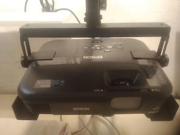 epson 390: Epson EB-W02 proyektor - Proyeksiya texnologiyası: 3LCD - Çözünürlük — 1
