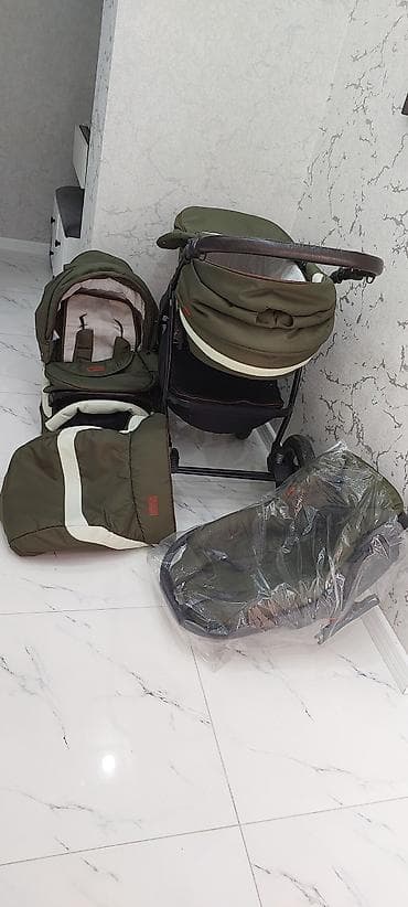 Modullu arabalar: 3-ü 1-də araba, İşlənmiş, Yaş: <1 ay, Ünvandan götürmə — 3