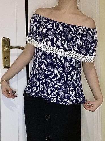 Qadın üçün madonna yaxa. Çox az geyinilib. - Rəng: tünd göy fon, ağ lalafo.az -da Qadın üçün madonna yaxa. Çox az geyinilib. - Rəng: tünd göy fon, ağ