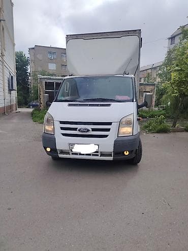 Ford Transit: 2.4 l | 2009 il