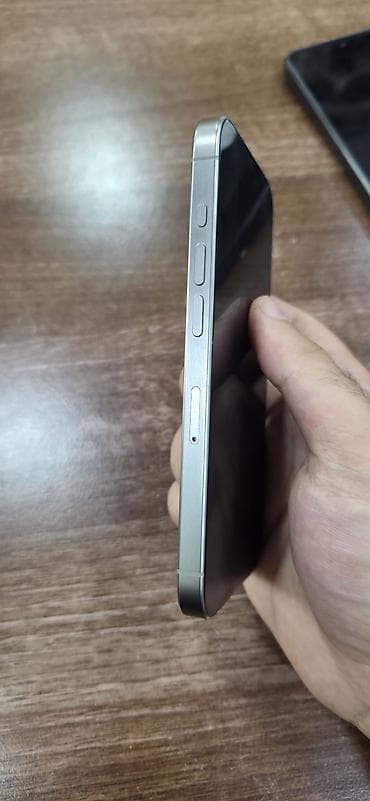 iphone qiymət: IPhone 15 Pro, 128 GB, Gümüşü — 5