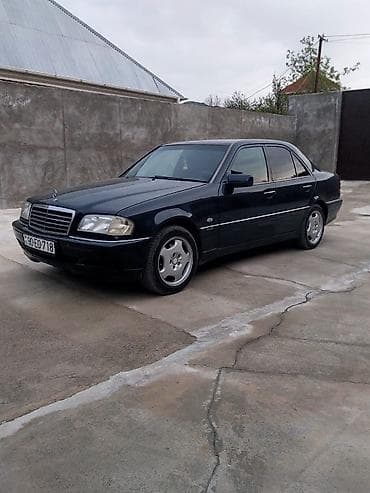 gen: Mercedes-Benz C-Class: 1.8 l | 1997 il Sedan — 3