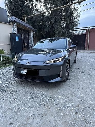 kia rio icare: Changan Qiyuan A05: 1.5 l | 2025 il 13400 km Sedan — 2