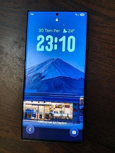 Мобильные телефоны и аксессуары: Samsung Galaxy S22 Ultra, 256 ГБ, цвет - Черный, Беспроводная зарядка — 1