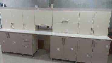 Mətbəx mebeli 550₼. Yenidir. Rusiya laminatı ilə yığılıb. Qapıları