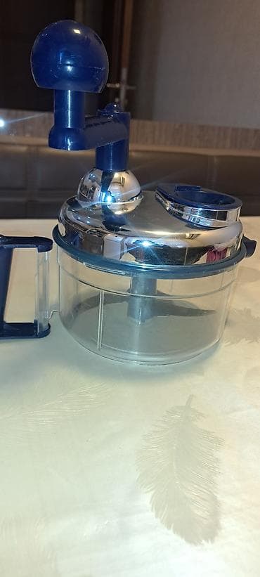 Женская одежда: Soğançəkən satılır. Qiymət 15 azn. Cəmi 2 dəfə işlənib. İki ədəddir — 2