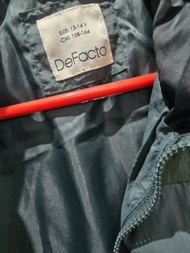 Uşaq ayaqqabıları: Uşaq/yeniyetmə geyim dəsti 1) DeFacto şişmə jilet - Ölçü: 13–14 yaş — 2