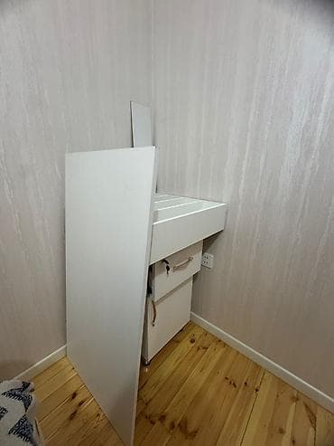 ikinci el salon mallari: Sadə laminat — 3