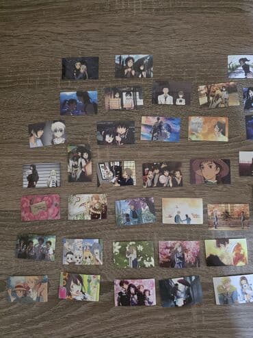 kolleksiya: Çoxsaylı cizgi filmi personajlarının təsvirləri olan dəstək. Bunlar — 11