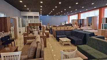 blue mall evler: 3mərtəbəli obyekt. Zirzemi 300kv, 1ci mərtəbə 300kv, 2ci mərtəbə — 3
