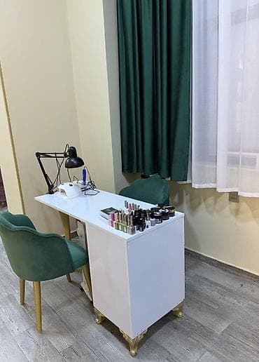 ev ucun masa: Düz masa, Parlaq laminat — 2