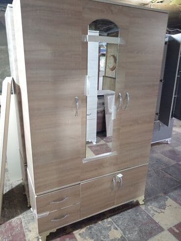 Termolar: Açılan, 3 qapılı Düz dolab, Şifonyer — 1