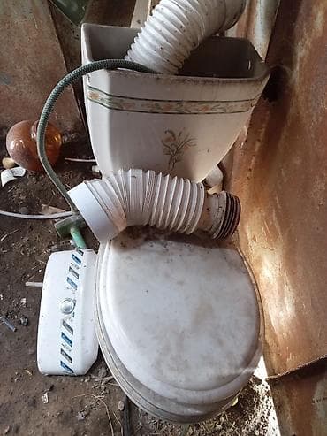 Unitazlar: Unitaz + bak komplekti - Kermika unitaz, üst qapaqlı - Üst su bakı — 1