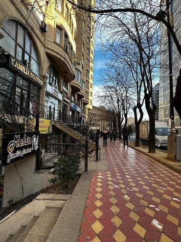 obyekt gence: Nizami metrosunun yaxınlığında, Qoç ət restoranın yanında 16 mərtəbəli — 1