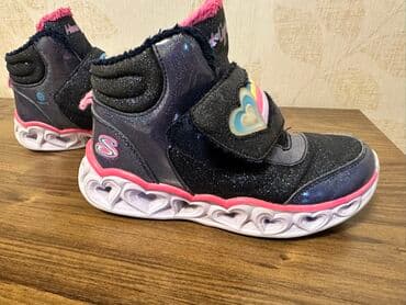 Aş qazanı: Məhsul: Uşaq botları Skechers Heart Lights ölcü 33 Cox az qeyinilib — 7
