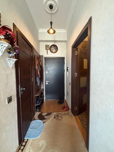 paltar seren: Satılır: Mənzilin eyvanı Kristal 2 Də Kupçalı 2 Otaq. 55 Kv. 105 — 10