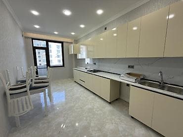 studio menziller: İcarəyə verilir 4 otaqlı yeni tikili 175 m², Gənclik m. Kateqoriya — 7