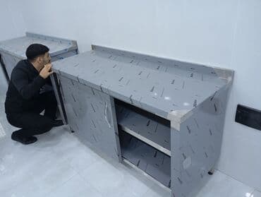 seyf kassa satisi: Paslanmayan metaldan hazırlanmış, sürgülü qapıları olan dolab — 1