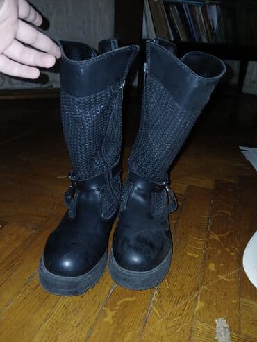 rezin çəkmələr: Qara rəngli biker üslublu uzun dəri çəkmələr - Material: qalın — 2