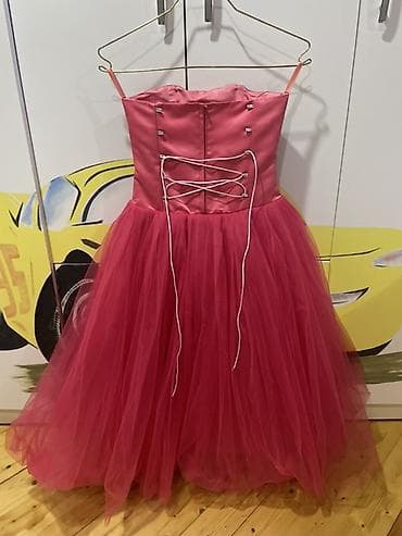 uwaq donu: Hər biri 20 azn Uşaq üçün 3 ədəd ziyafət geyimi dəsti Hər iki paltar — 2