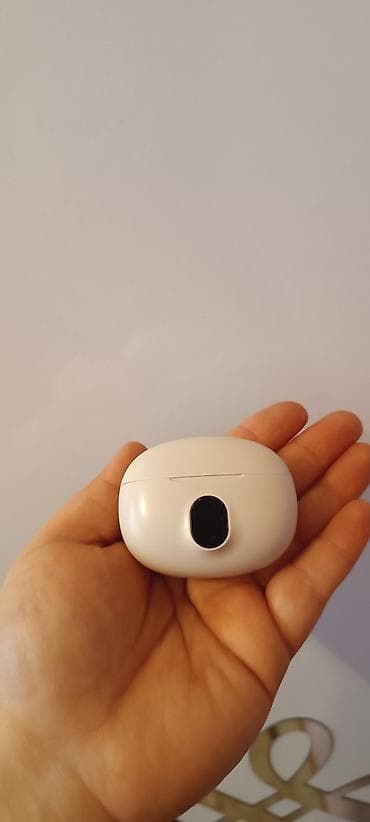 asus x509jb ej010: Krem-ag rengdedi.qulagcigin uzerrinde sensor idaretme var.led isigla — 2