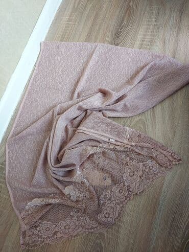 Volkswagen: ALTUN İPEK – Eşarp - Material: incə krujeva detallı ipək qarışımlı — 2