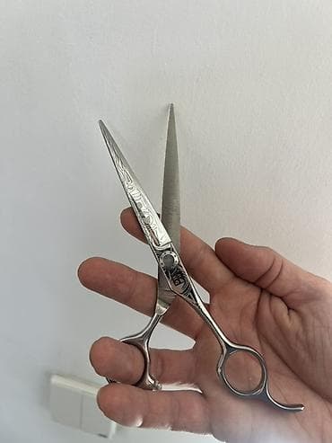 Peşəkar bərbər qayçısı - Material: paslanmayan polad korpus — 1
