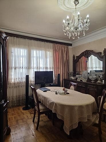 Sumqayıt, 4 otaqlı, Köhnə tikili, 90 kv. m