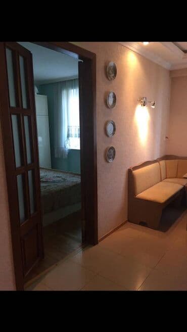 union park 7 mikrorayon kiraye evler: Bayilda 10 mertebeli binanın 7-ci mərtəbəsində yerləşən ümumi sahəsi — 7