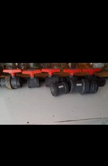 krantlar: Baseyn ücün kranlar.İşləkdir.Hec bir prablemləri yoxdur.Sadəcə — 1