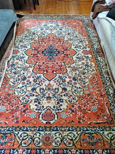 Ev saatları: Xalça Kredit yoxdur — 2