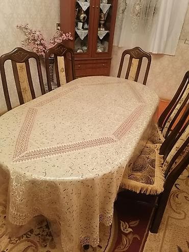 Qonaq otağı üçün, Açılmayan, Oval masa, 6 stul