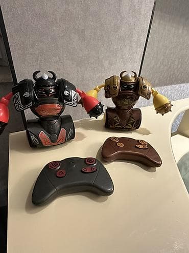 robot kabro: Oyuncaqlar — 2