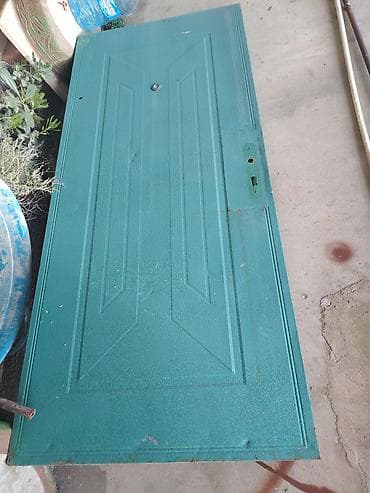 Metall qapı paneli - Material: polad/metal konstruksiya - Rəng: yaşıl