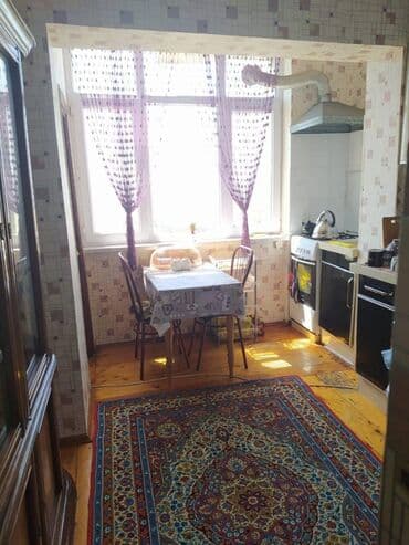 9 ci mikrorayon satilan evler: Bakı, 3 otaqlı, Köhnə tikili, m. Həzi Aslanov, 82 kv. m — 8